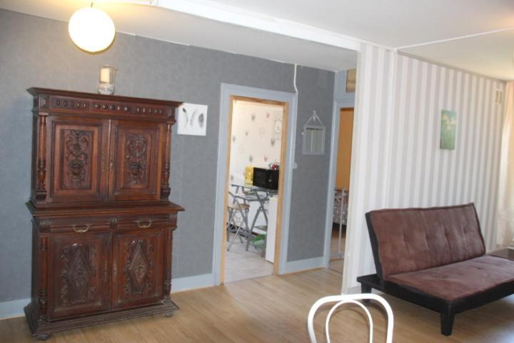 Dans Les Dependances Du Chateau Apartment Agonges