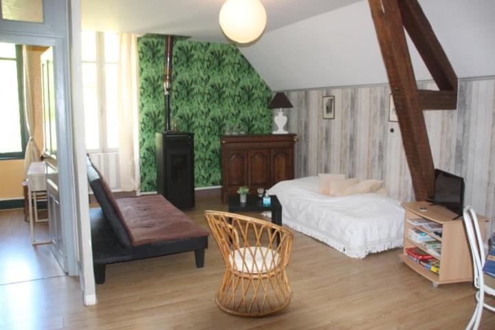 Apartment Dans Les Dependances Du Chateau *